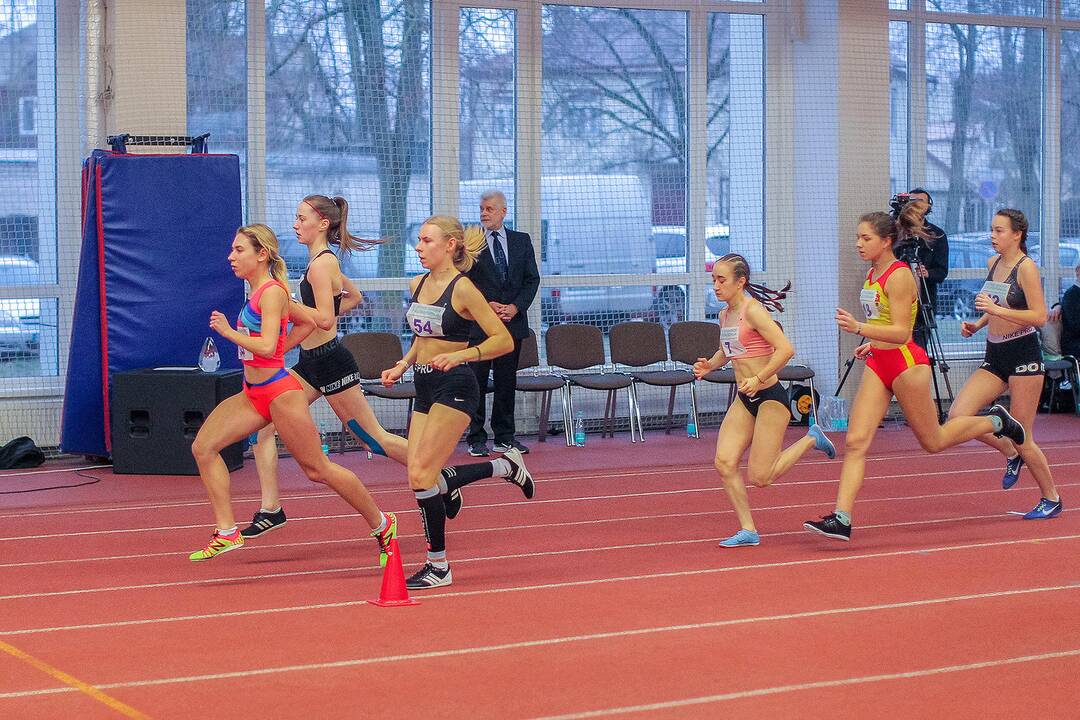 Lengvoji atletika. LLAF žiemos taurė 2020