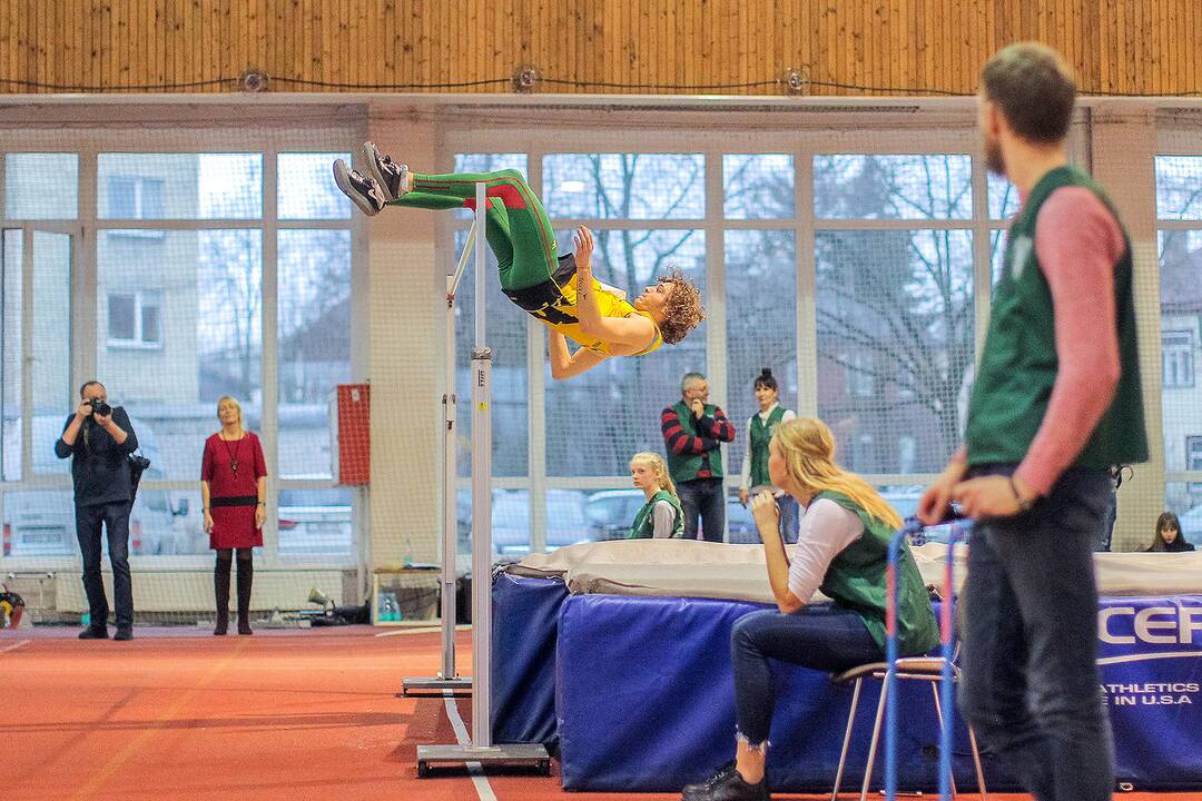 Lengvoji atletika. LLAF žiemos taurė 2020
