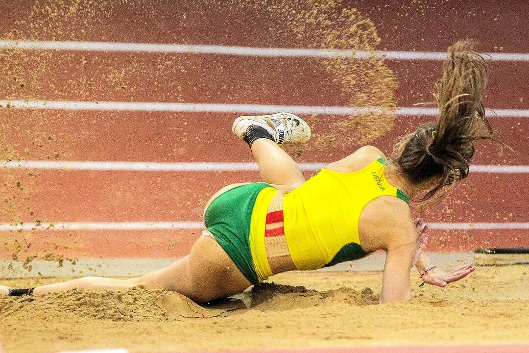 Lengvoji atletika. LLAF žiemos taurė 2020