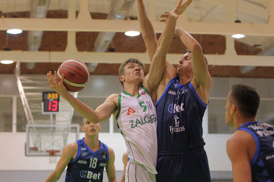 KMT: „Žalgiris-2“ – „Cbet“ 84:87