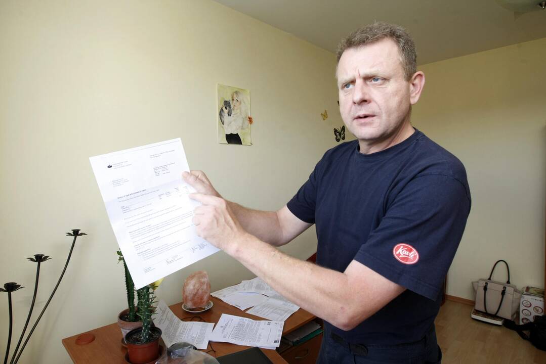 Klausimas: E.Krulius nesupranta, kodėl turi mokėti mokesčius dviem valstybėms, jeigu įstatymas nurodo tai daryti vienoje šalyje.