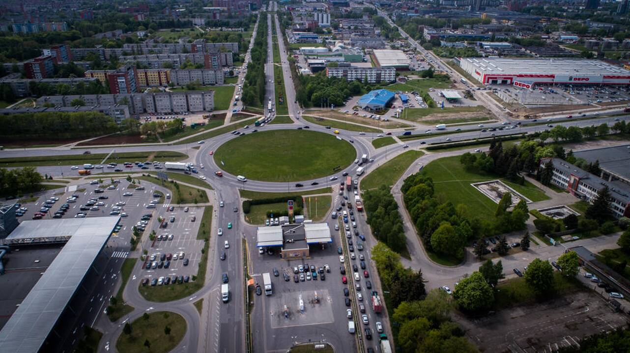 Aiškėja žiedinės sankryžos kontūrai