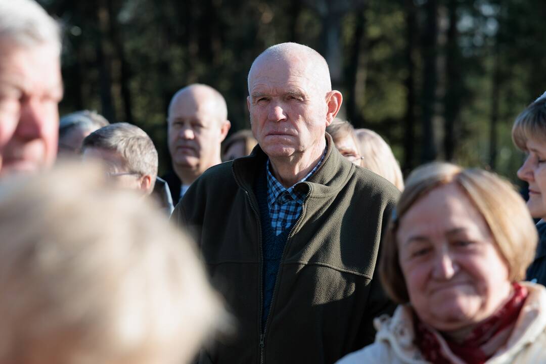 Velykų ryto mišios Tabariškių Kristaus Karaliaus bažnyčioje