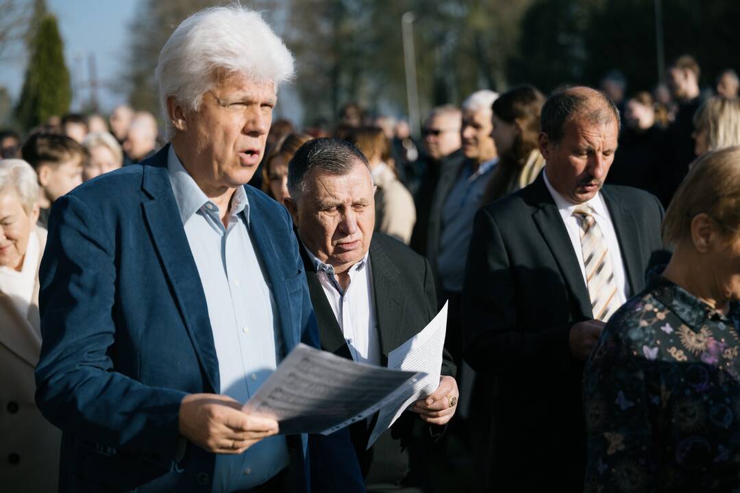 Velykų ryto mišios Tabariškių Kristaus Karaliaus bažnyčioje
