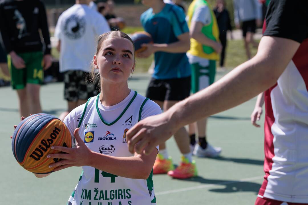 Kauno VPK ir LKF surengtas moksleivių krepšinio turnyras
