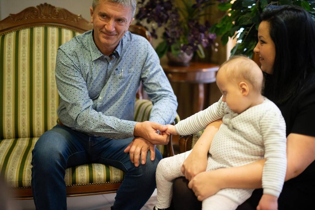 Rimantas Kėvalas ir Elzė su mama