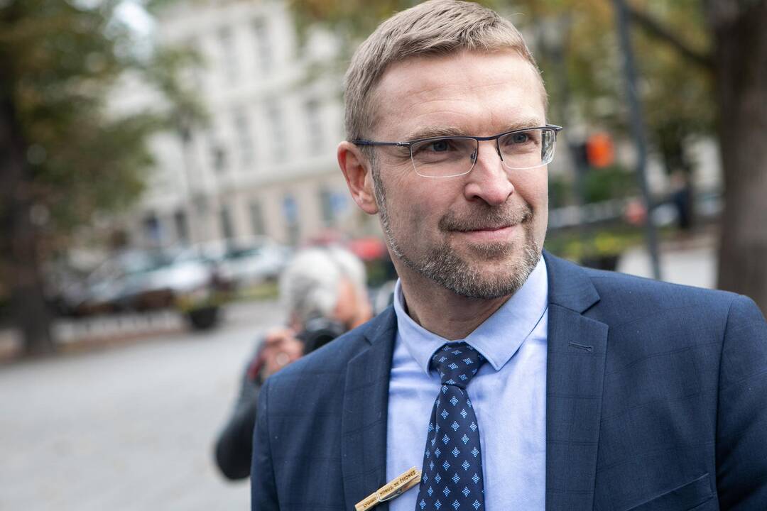 Socialinė iniciatyva „Lygink rūbus, o ne žmones“