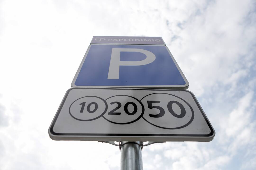 Kauniečiai savaitgalį leido prie vandens telkinių