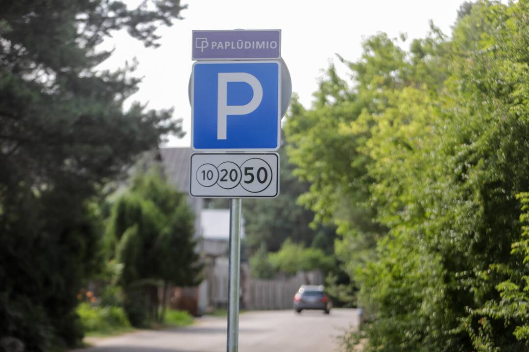 Kauniečiai savaitgalį leido prie vandens telkinių