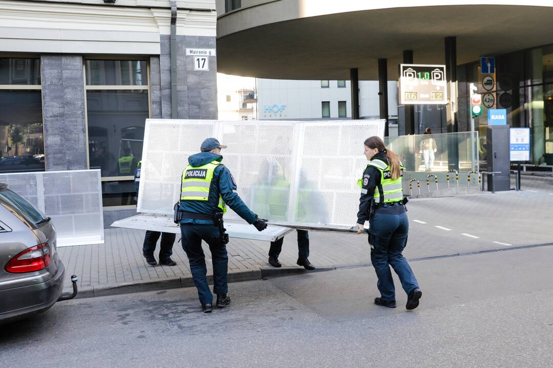 Kaunas ruošiasi eitynėms: centre – šimtai policijos pareigūnų