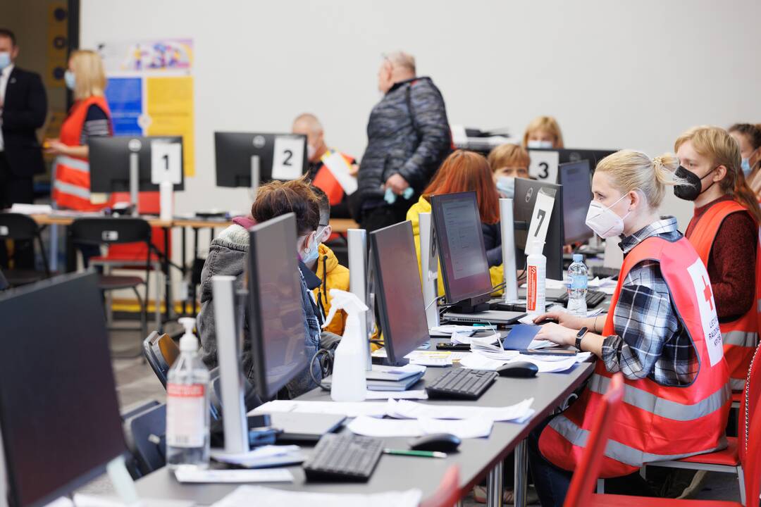 D. ir G. Nausėdos apsilankė ukrainiečių registracijos centre Kaune