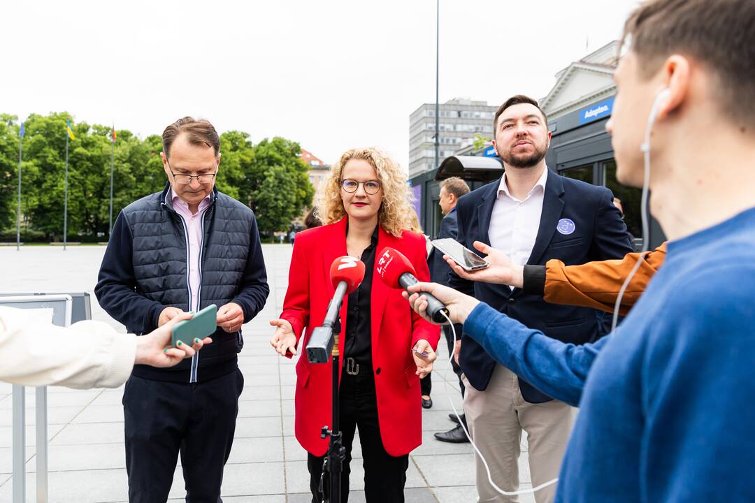 A. Armonaitė balsavo išankstiniuose EP rinkimuose