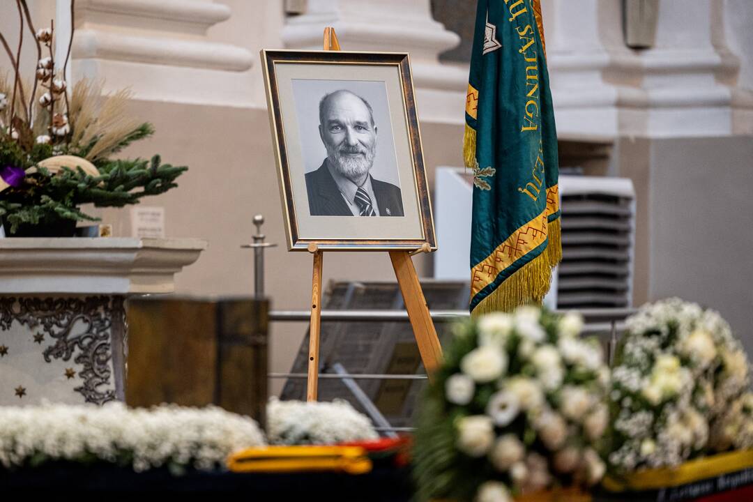 Signataro S. Pečeliūno laidotuvės