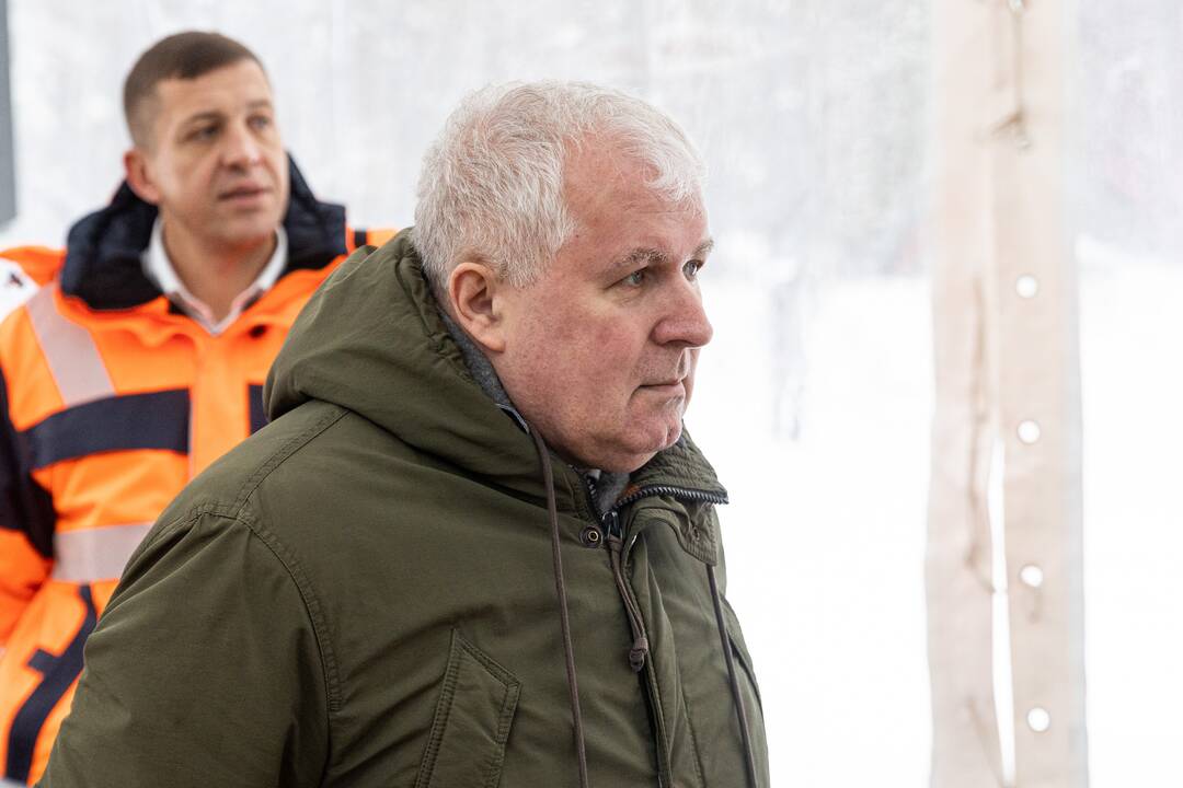 Atnaujintas kelias į Pabradės poligoną