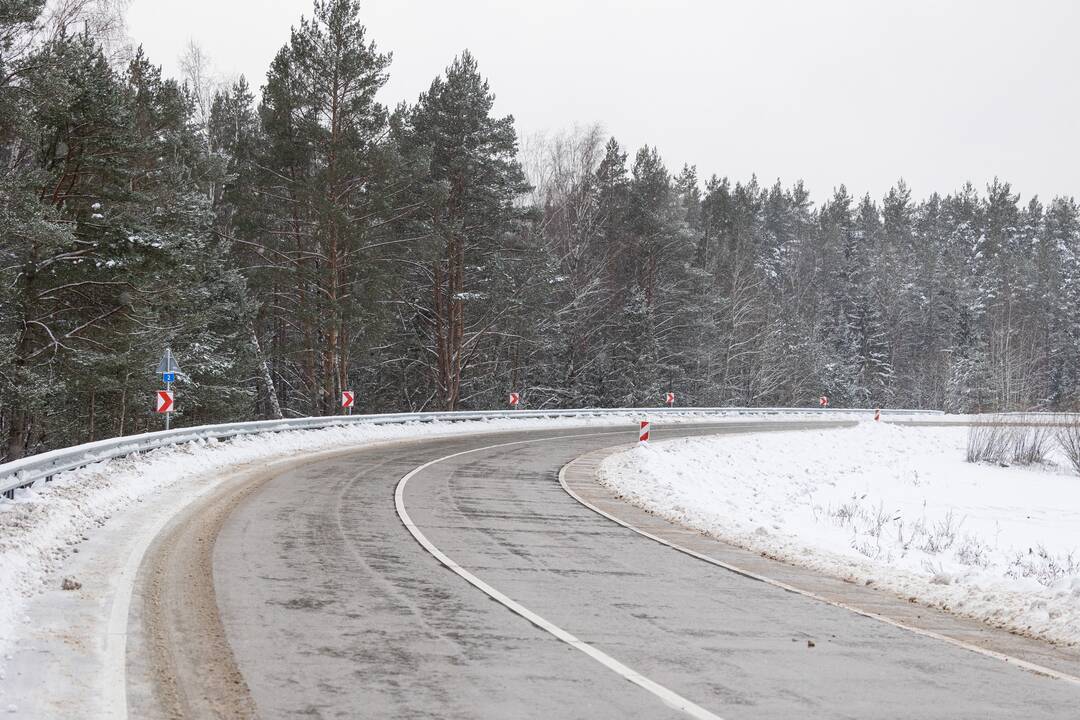 Atnaujintas kelias į Pabradės poligoną