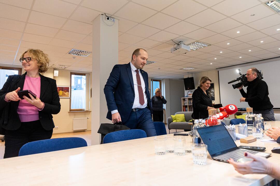 Švietimo darbuotojų profesinės sąjungos atstovų ir ministro susitikimas
