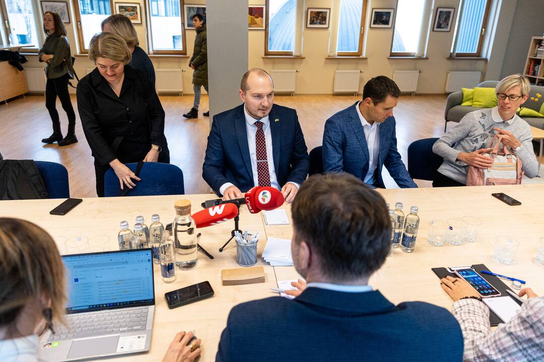 Švietimo darbuotojų profesinės sąjungos atstovų ir ministro susitikimas