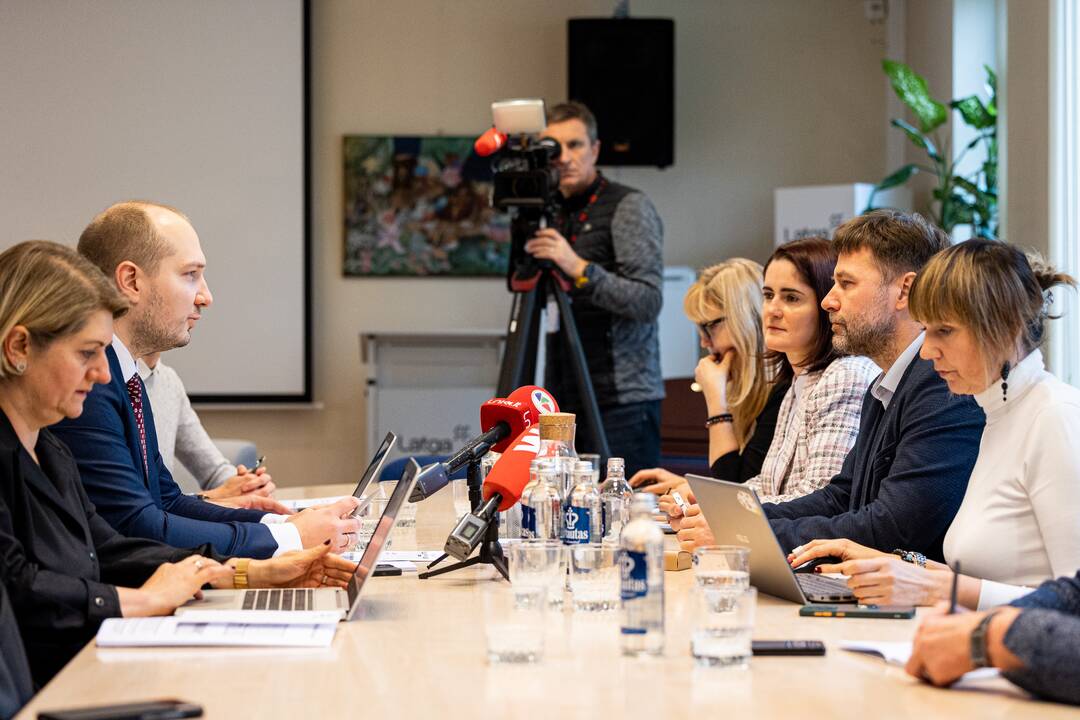 Švietimo darbuotojų profesinės sąjungos atstovų ir ministro susitikimas