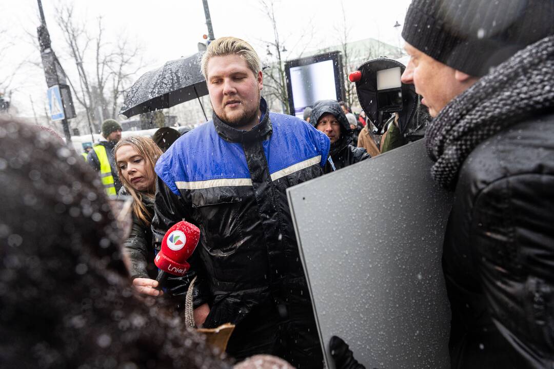 Vilniuje – aplinkosaugininkų kontroprotestas prieš ūkininkų mitingą