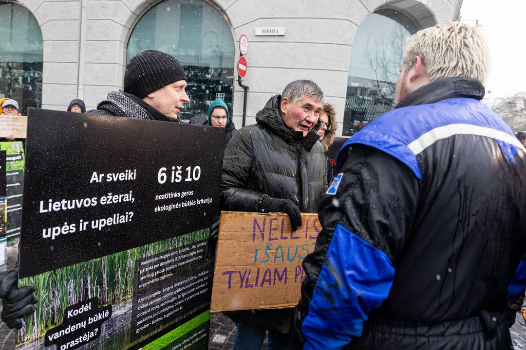 Vilniuje – aplinkosaugininkų kontroprotestas prieš ūkininkų mitingą