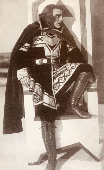 Karaliaus Lyro vaidmuo. Spektaklis: V. Šekspyro "Karalius Lyras" (1937), rež. K. Juršys. 