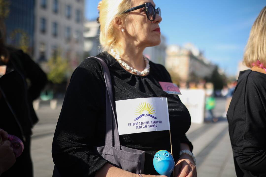 Prie Vyriausybės prasideda mokytojų streikas