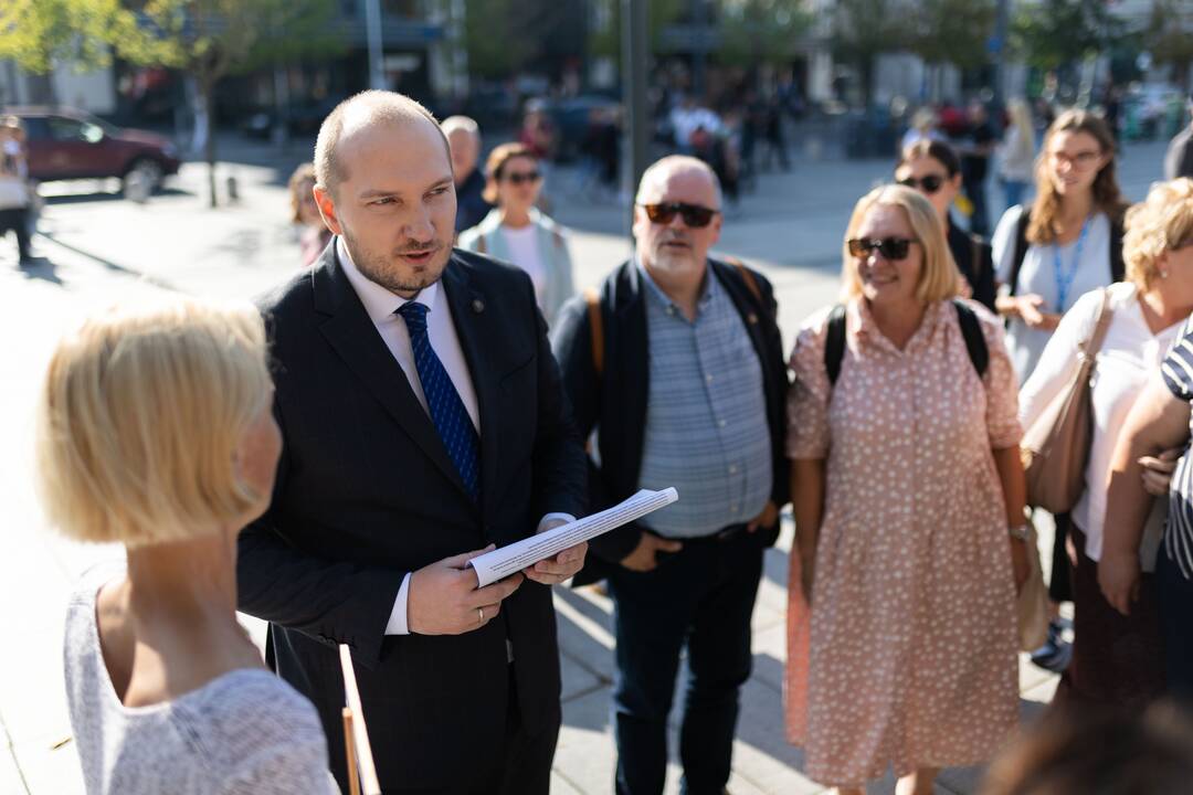 Prie Vyriausybės prasideda mokytojų streikas