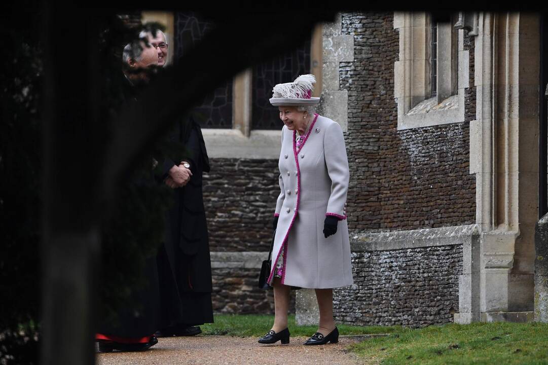 Britų karališkoji šeima švenčia Kalėdas