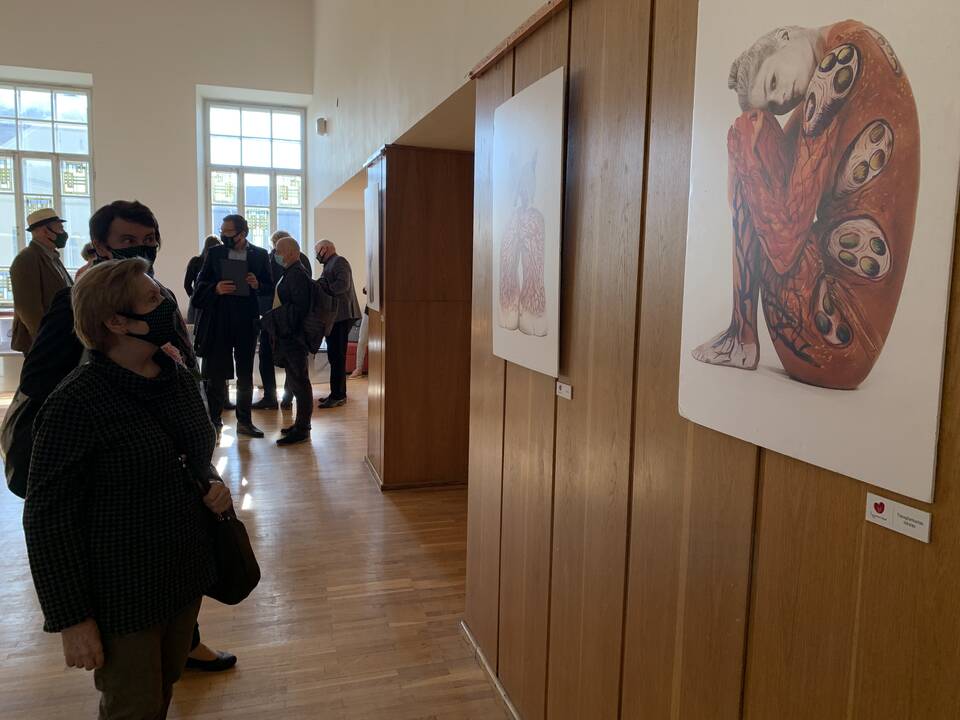 Daiva Červokienė (kairėje), LŽS pirmininko pavaduotojas Vytautas Kvietkauskas ir Vaida Milkova (dešinėje)