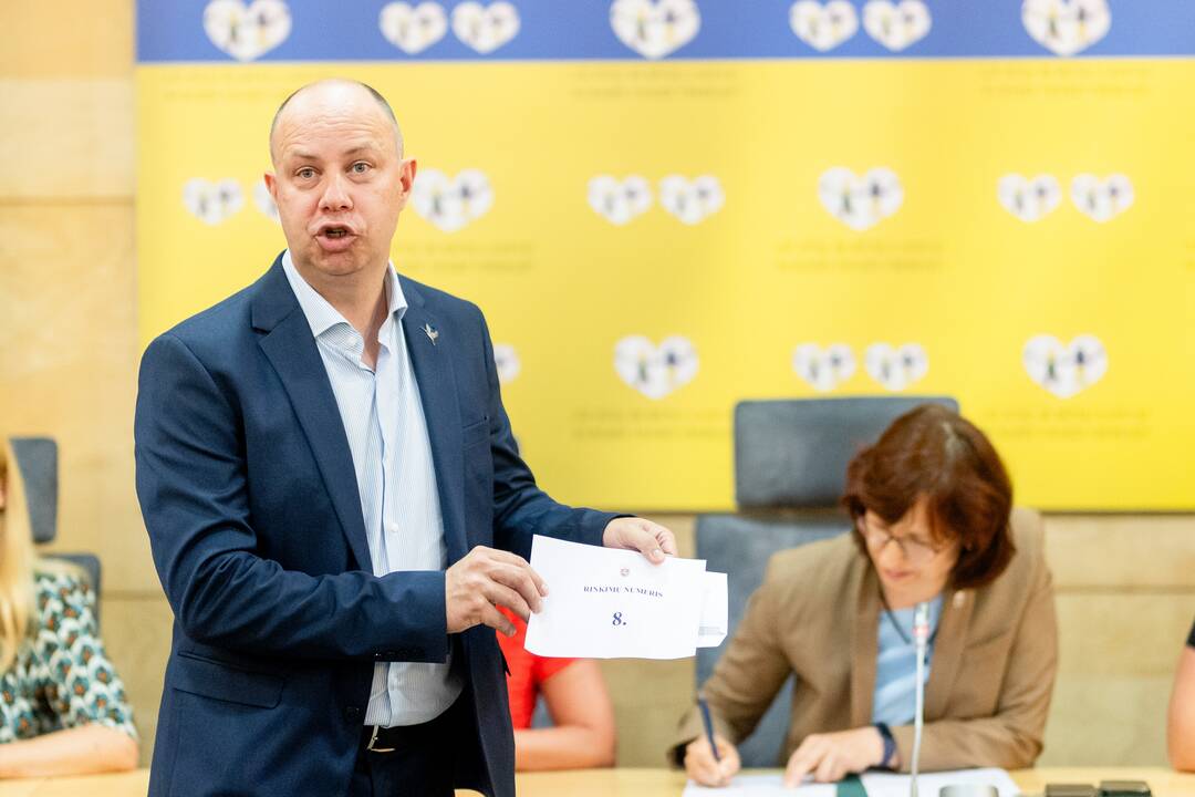 Partijos ištraukė Seimo rinkimų numerius
