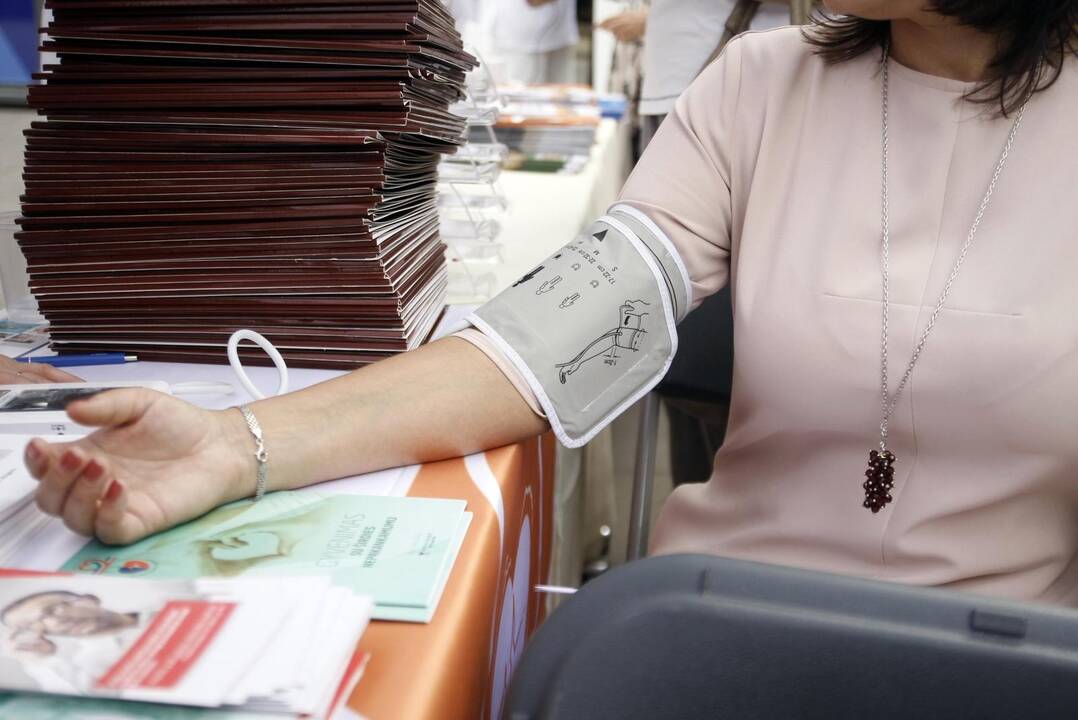 Kas penkioliktam paaugliui grėsė vadinamoji 40-mečių liga