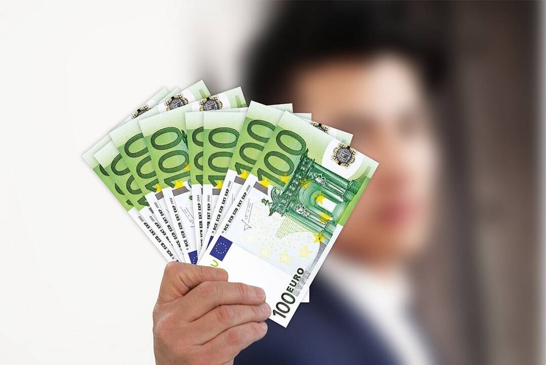 Pinigų yra, bet ar tai suteikia džiaugsmo?