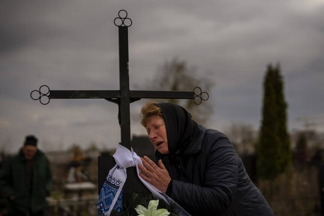 Penkiasdešimt antroji karo Ukrainoje diena