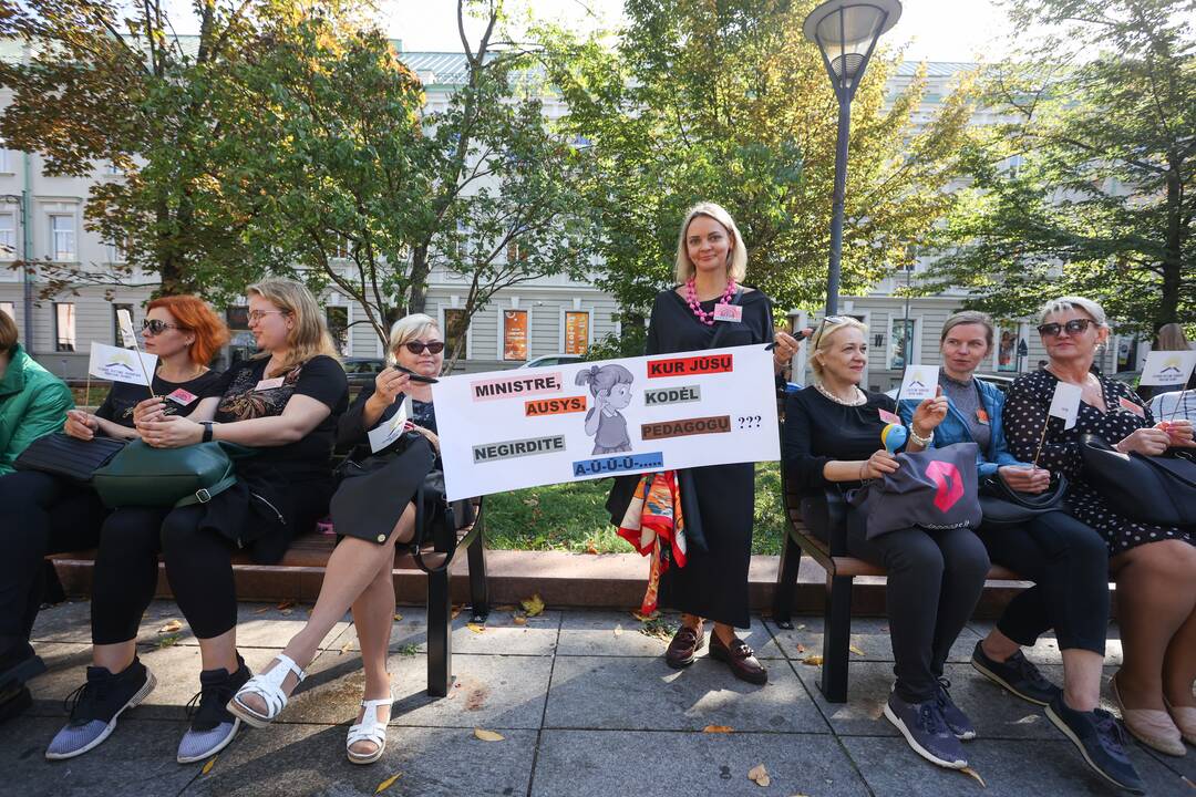 Prie Vyriausybės prasideda mokytojų streikas