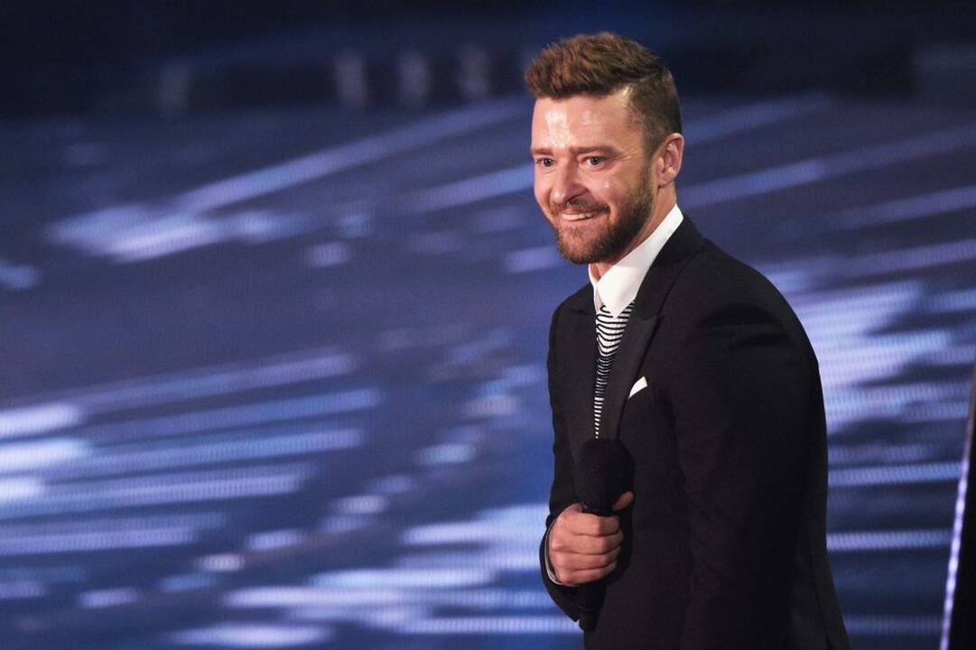 1981 — gimė amerikiečių dainininkas Justin Timberlake (Džastinas Timberleikas).