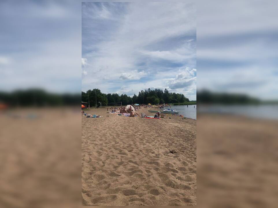 Atsainu: poilsiautojai labai dažnai pamiršta saulės ir vandens keliamas grėsmes.