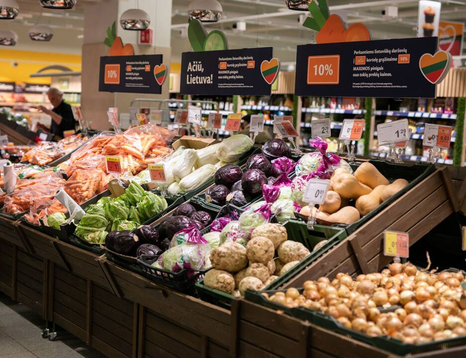 Lietuviškas derlius į „Maximas“ atkeliavo anksčiau, bet dalis gali ir vėluoti