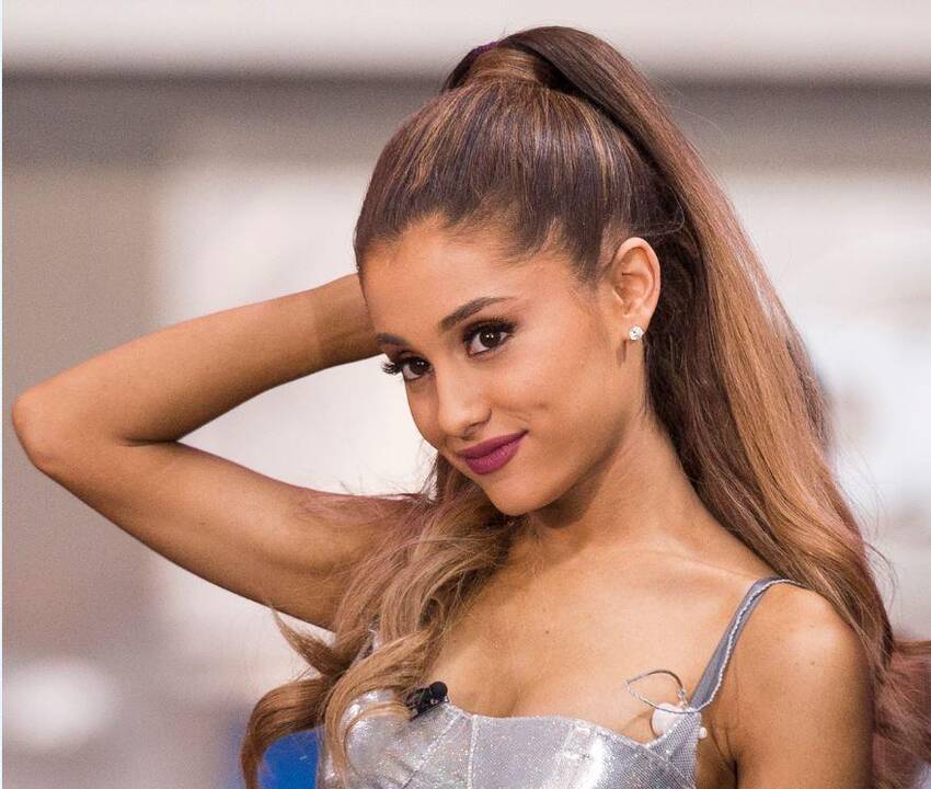  Ariana Grande