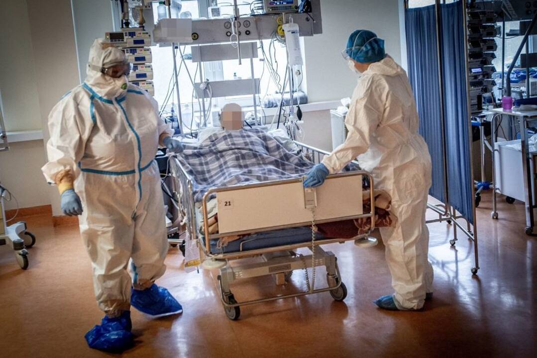 Kaišiadoryse, manoma, nuo artimųjų COVID-19 užsikrėtė 15 ligoninės pacientų