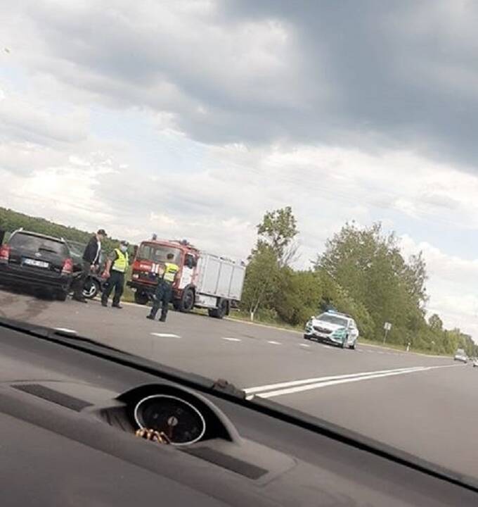 Kauno rajone per avariją nukentėjo vairuotoja ir trys keleivės