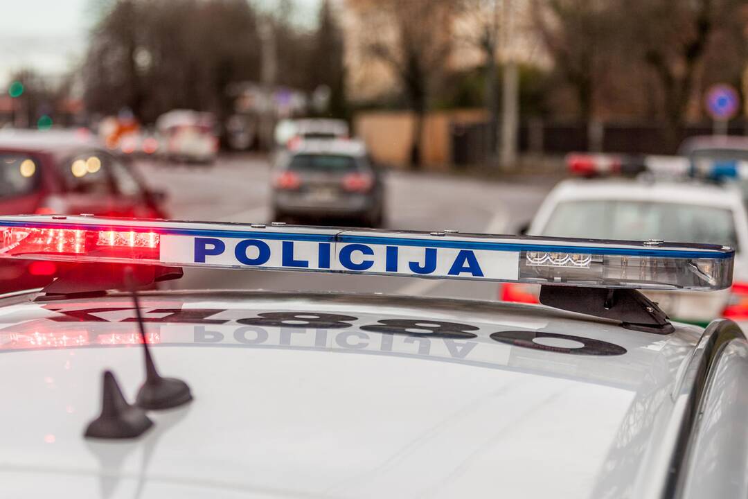 Kauno pareigūnų reidas Taikos ir Savanorių prospektuose