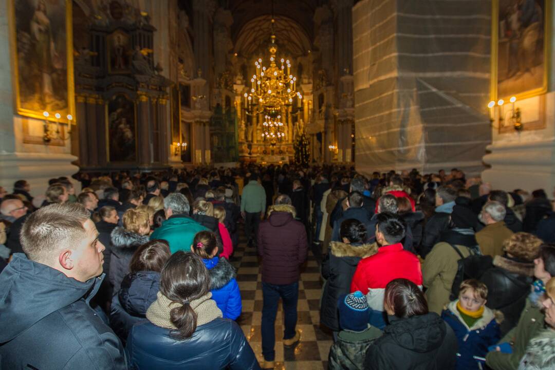 Piemenėlių mišios Kauno arkikatedroje