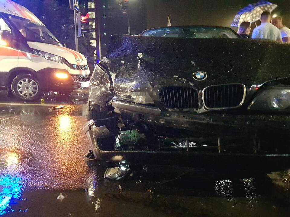 Naktinė avarija Savanorių prospekte