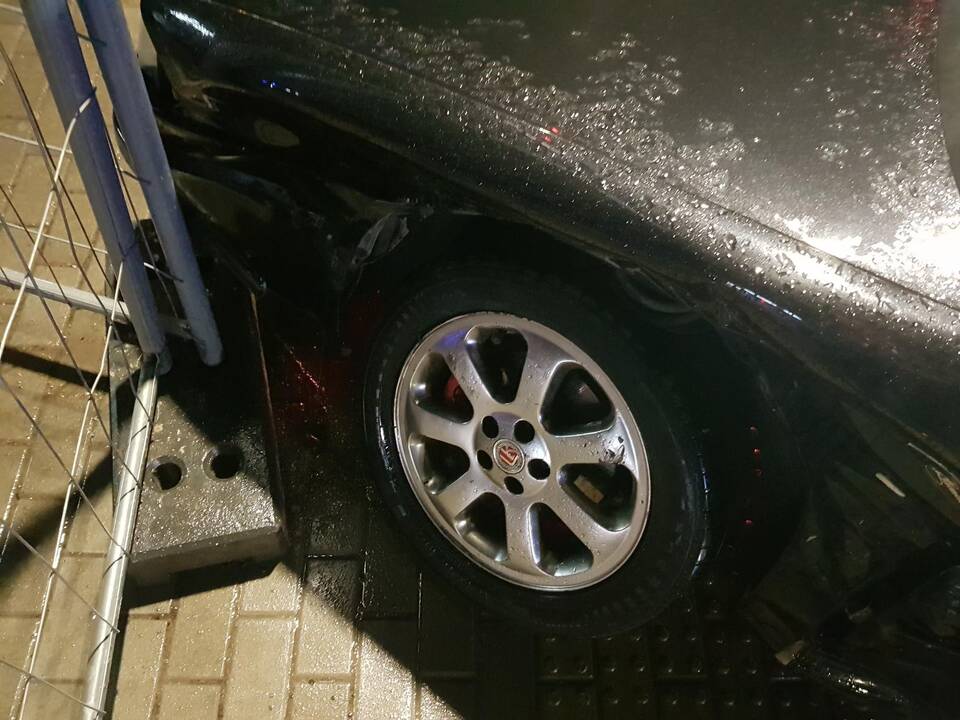 Naktinė avarija Savanorių prospekte