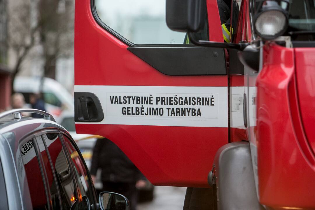 Gaisras Taikos prospekto daugiabutyje