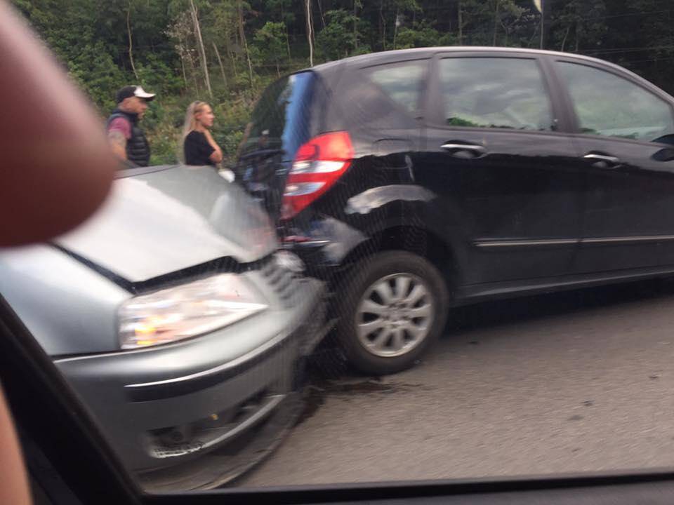Avarija Taikos ir Pramonės prospektų sankirtoje