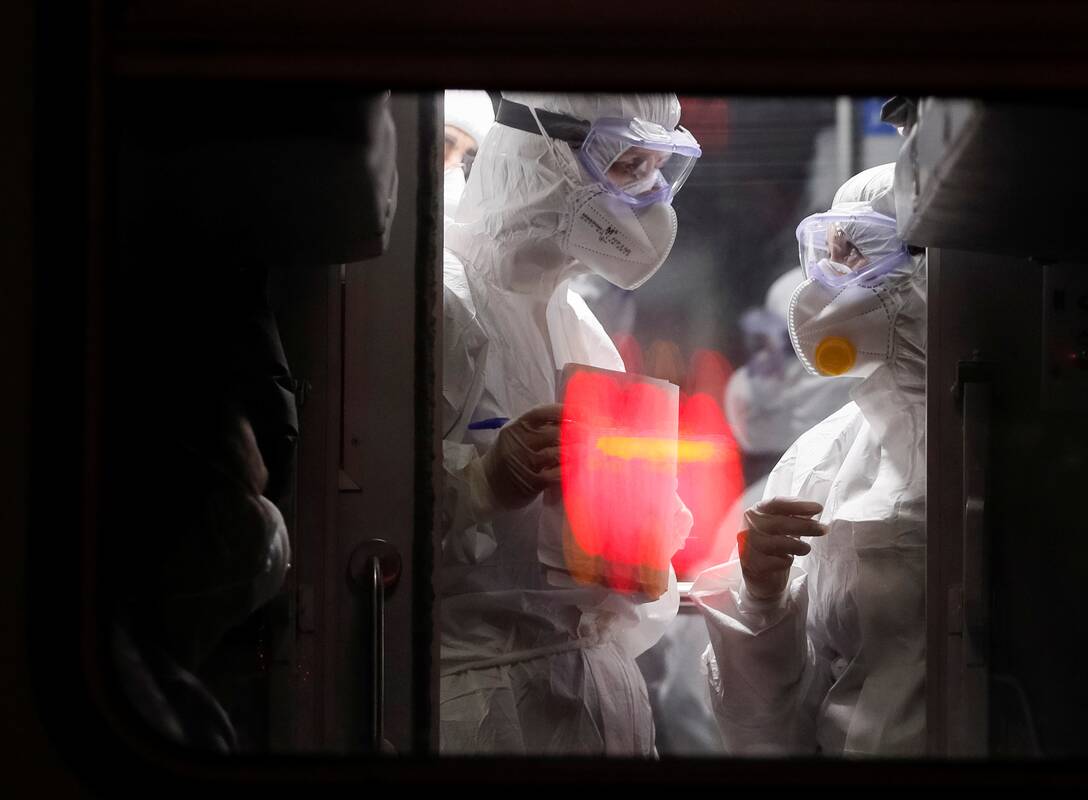 Latvijoje nustatyti trys nauji COVID-19 atvejai