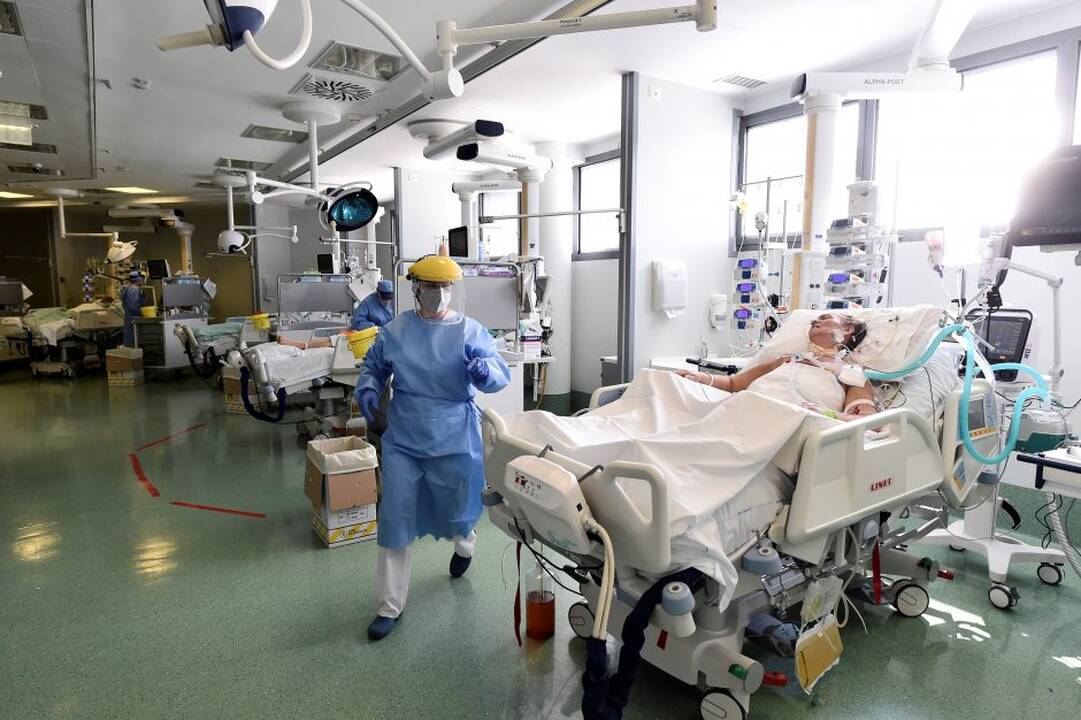 Koronavirusas Lietuvoje: 465 nauji atvejai, trys žmonės mirė