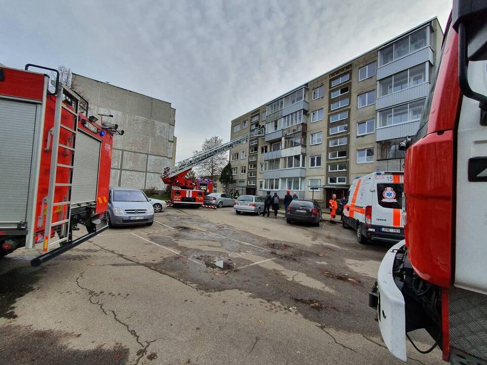 Gaisras Partizanų gatvės daugiabutyje