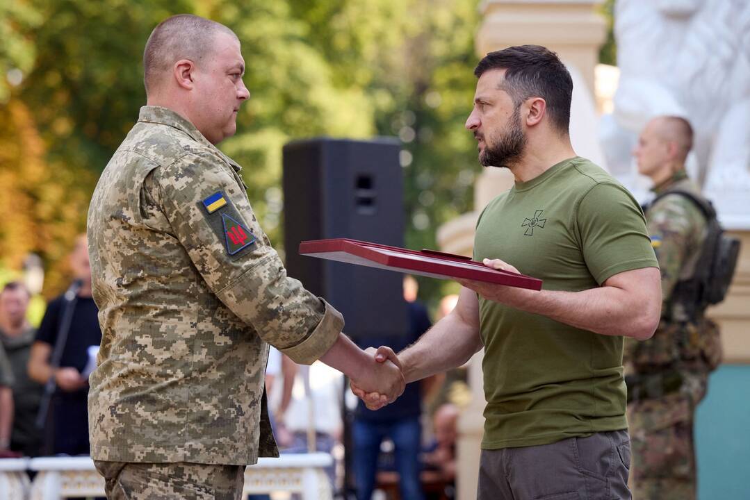165-oji karo Ukrainoje diena